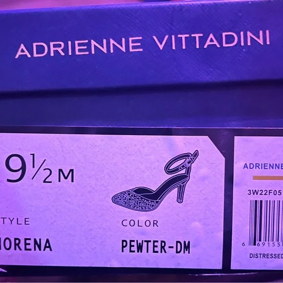 Adrienne Vittadini  Norena Sz 9.5 Pewter Distressed Metallic embellished heels - Picture 4 of 5